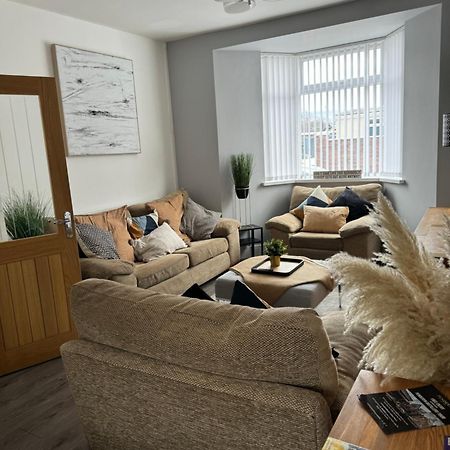 Modern, Spacious And Central Location Aberdare Εξωτερικό φωτογραφία