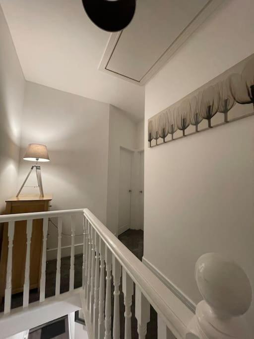 Modern, Spacious And Central Location Aberdare Εξωτερικό φωτογραφία